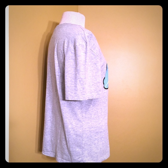 VINTAGE PAC MAN TEE💛💙 - Picture 2 of 5